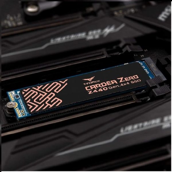 team group cardea zero z440 ssd 1tb m2 2